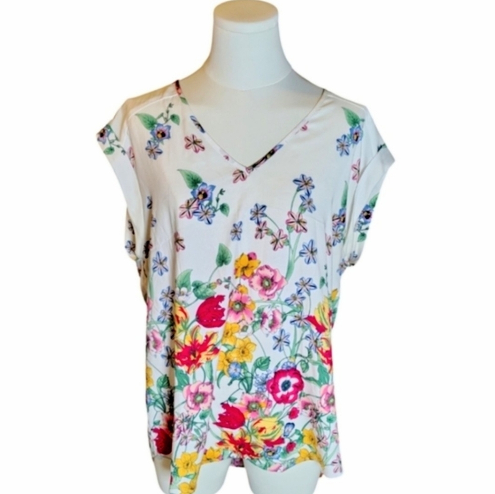 Vintage New York & Company White Sleeveless Red Yellow Floral Blouse Size Medium